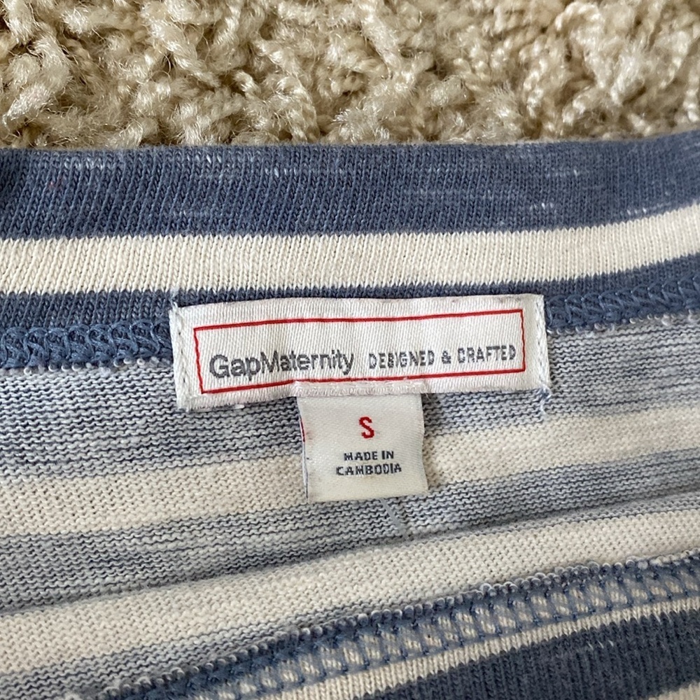 Gap Maternity Bundle | Tunic Dresses + Hoodie - image 5